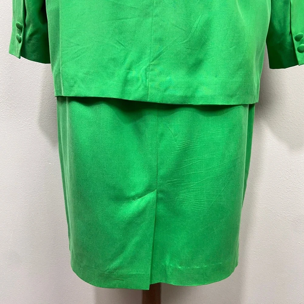 Vintage 80s Apart Skirt Suit Sz 16 Green Silk Power Bold Maximalist Matching Set
